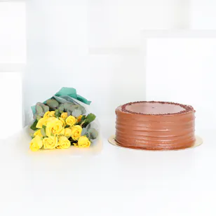Magnolia Bakery Chocolate Cake | Yellow Blooms Magnolia Bakery Chocolate Cake | Yellow Blooms