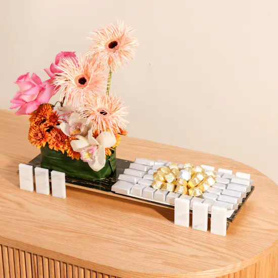 Floward Chocolate Tray | Elegant Roses
