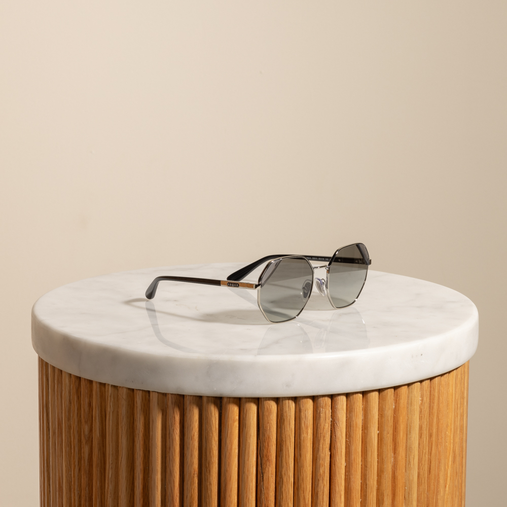 نظارة شمسية للنساء من فوج