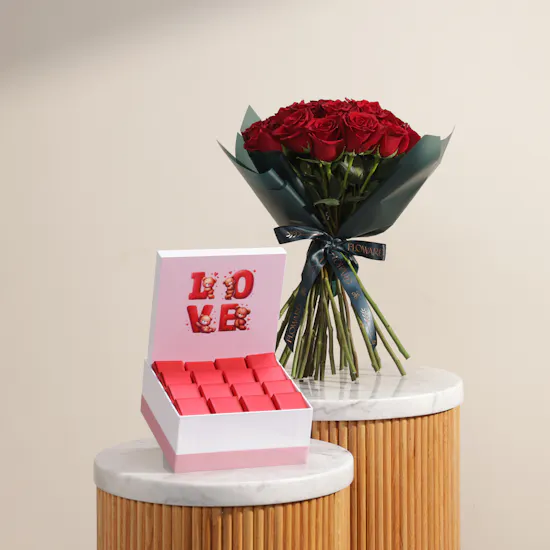 Le Chocolatier Dubai Love Teddy Medium Chocolate Box | Gentle Red Flowers