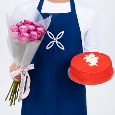 1kg Floward Red Velvet Premium Limited Cake | 10 Purple Roses