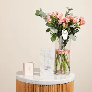 Amal Al Majed Pink Three Flower Toleen Necklace | Whispering Flowers