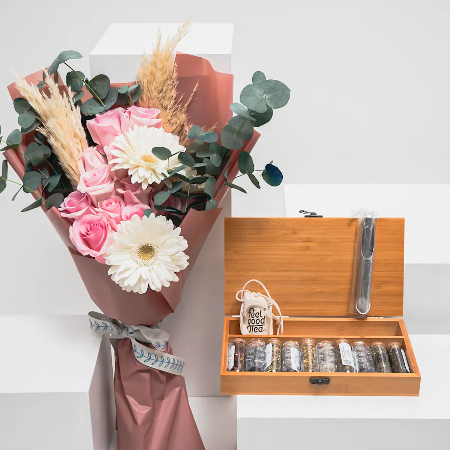 Feel Good Tea Wooden Box | Charming Bouquet 6