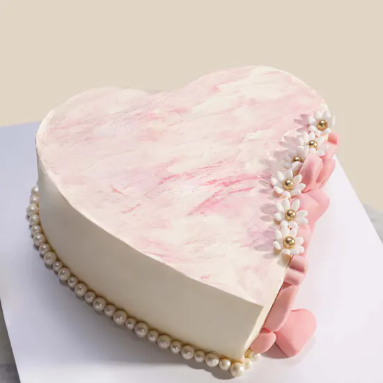 Floward Personalized Pinkish and Pearl Heart Cake
