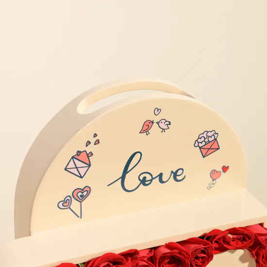 Lovely Heart Shape Rose Box