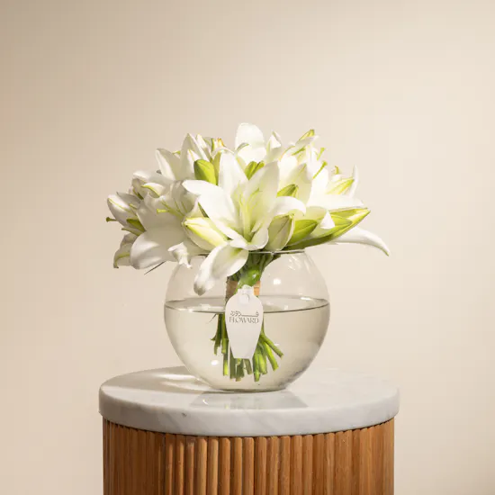 10 White Lilies | Glass Vase