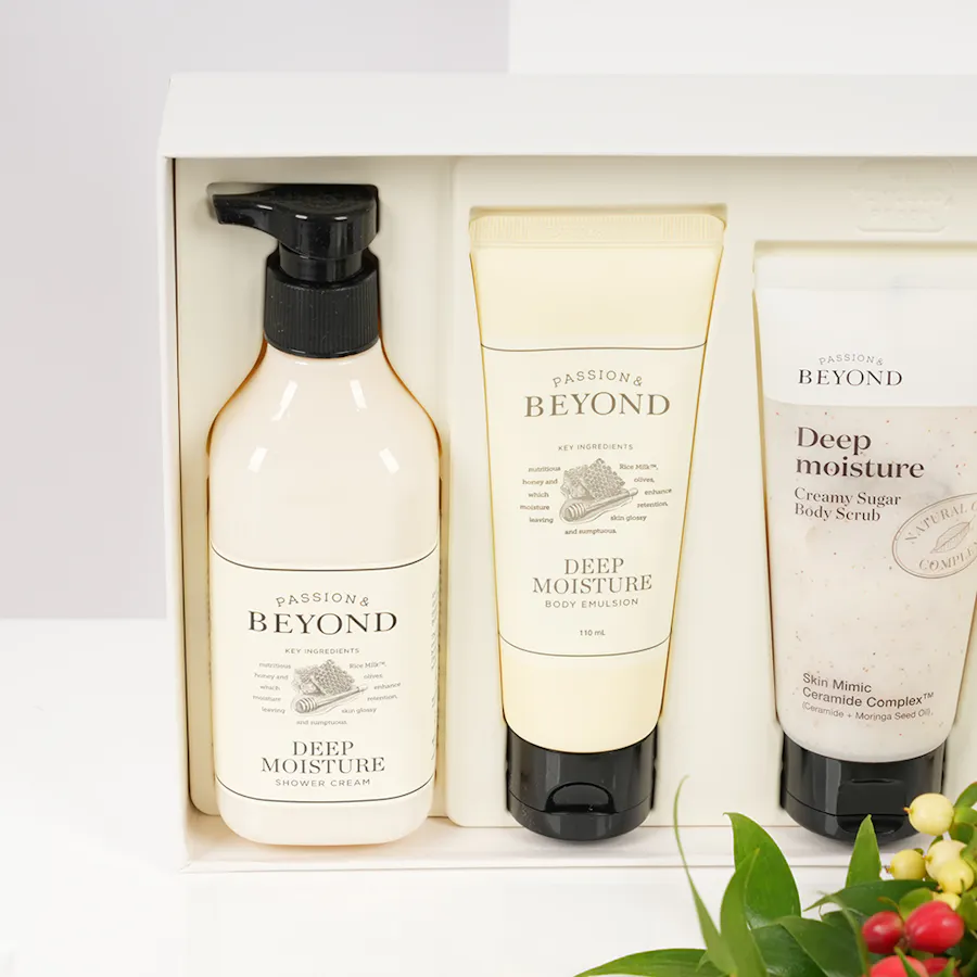 The Face Shop - Beyond Deep Moisture Set | Hypericum Bouquet 3