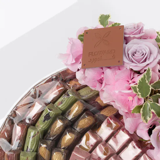 Opera Assorted Chocolate & Flowers