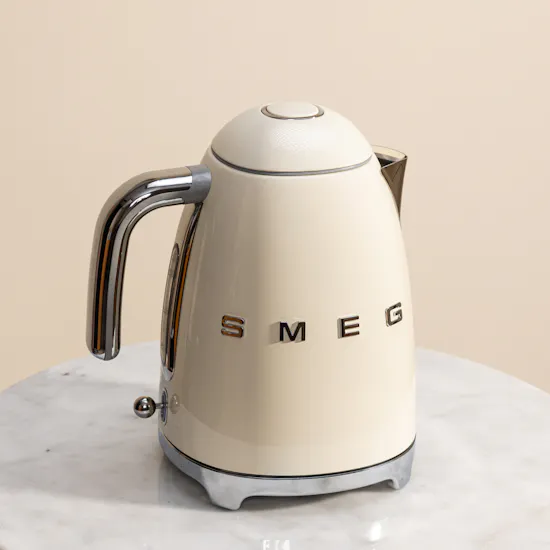 Smeg Retro Style Electric Kettle 1.7 Liter | Cream Color