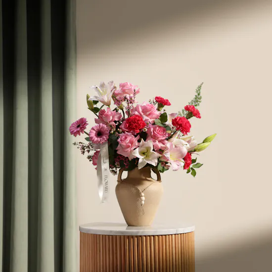 Rosy Notes Floral Vase
