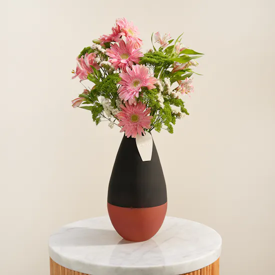 Fresh Elegance Flower Vase