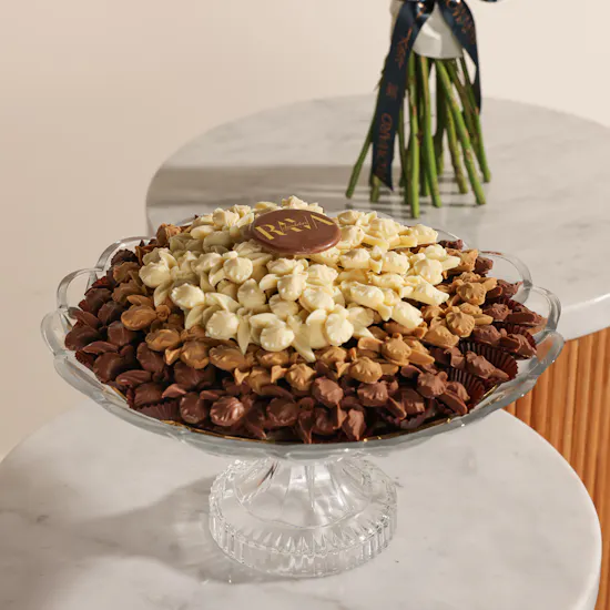 Rava Chocolate Lilyum Flowers Shape Crystal Tray | Congratulation Flowers