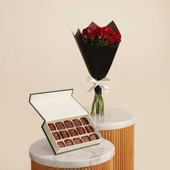 Floward Chocolate Box | Stunning Rose Bouquet