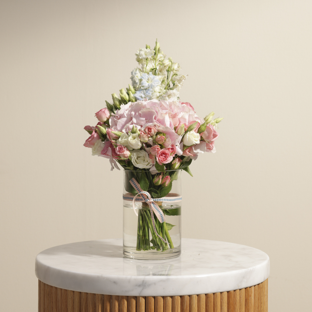 مزهرية المشاعر الجميلة