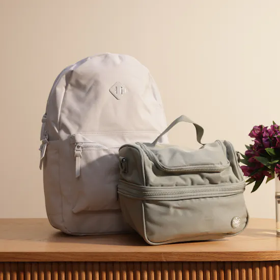 Jarir Atrium Classic Backpack & Lunch Bag | Delicate Vase
