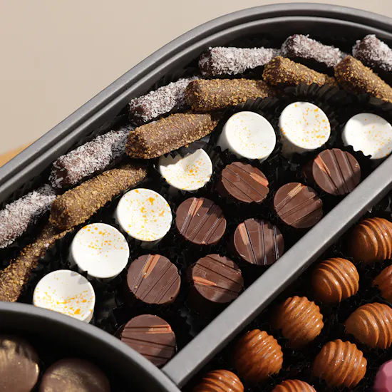 Fillings Chocolate Oval Leather Chocolate Tray