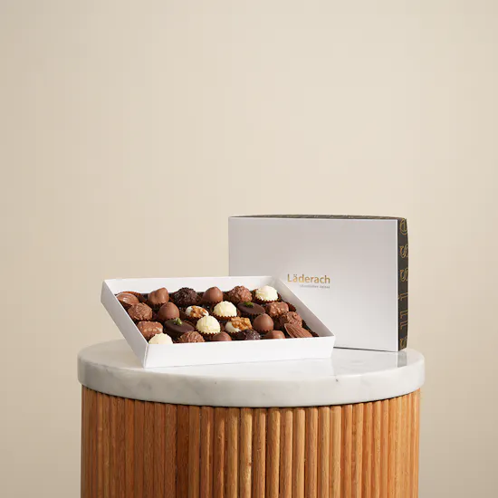 Läderach Refined Chocolate Box