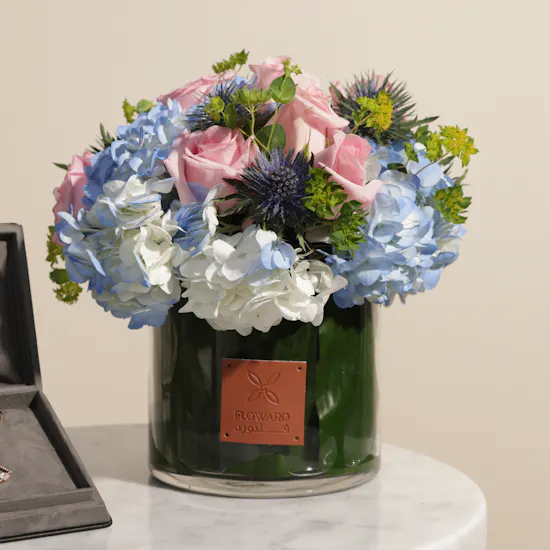 Lusrto Stellarosa Necklace | Elegant Blooms Vase