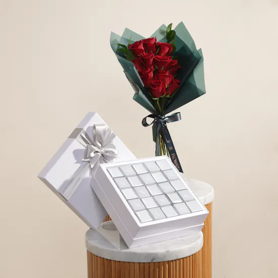 Le Chocolatier Dubai I Love You Classic Chocolate Box | The Red Affair Flower