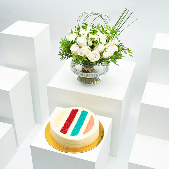 Munch Bakery Rainbow Cake | Flowers Vase