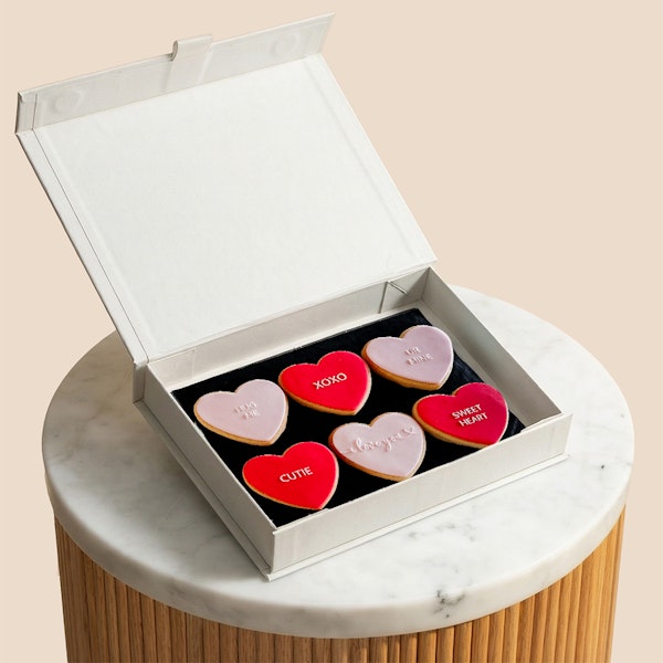 Erzulie Cakes Love Messages Biscuits Set