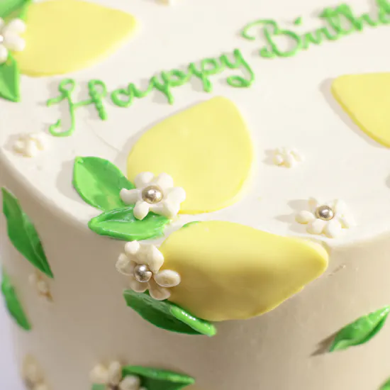 Floward Lemon Portrait Birthday Cake