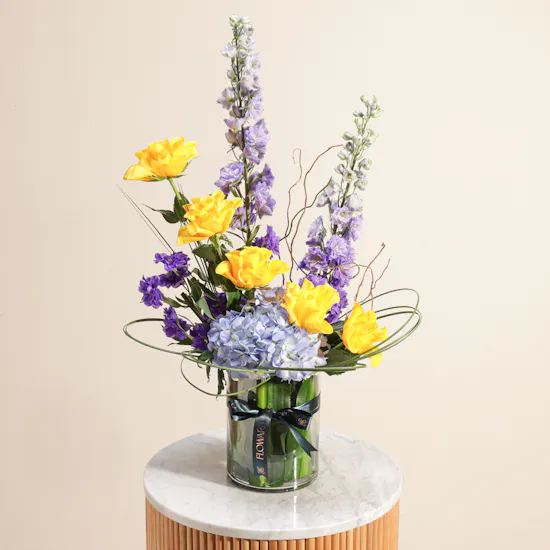 Color Harmony Flower Vase