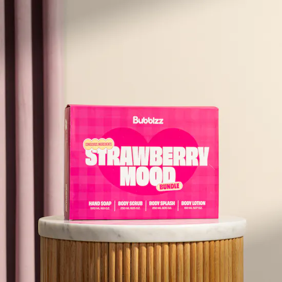 Bubblzz Strawberries N Cream Mood Gift Set