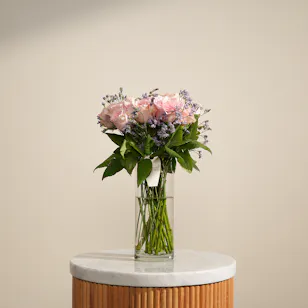 Simple Light Pink Roses Vase