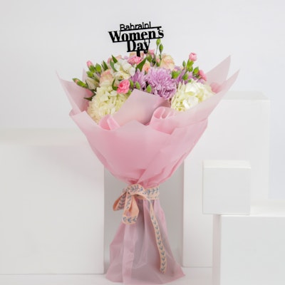 Bahraini Woman's Day | Pink Bouquet 