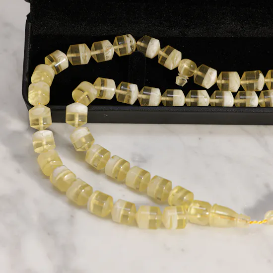 Floward White and Transparent Mestika Misbaha