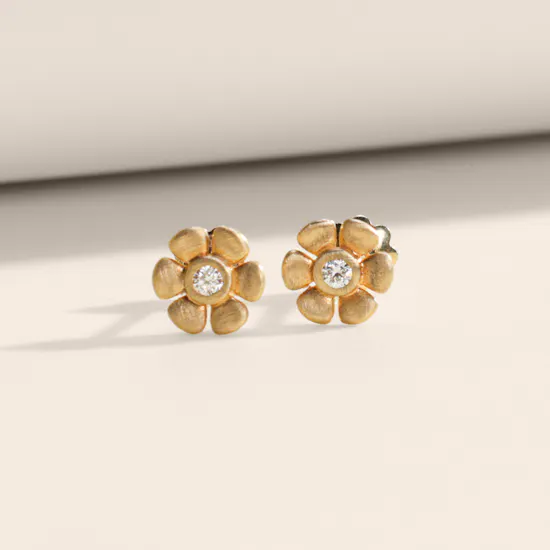 Damas Ara Rose Gold Flower Eight Petals Diamond Kid's Earrings