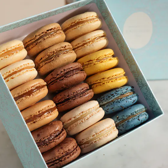 Ladurée Macaron Blue Arabesque Box | Birthday Bouquet