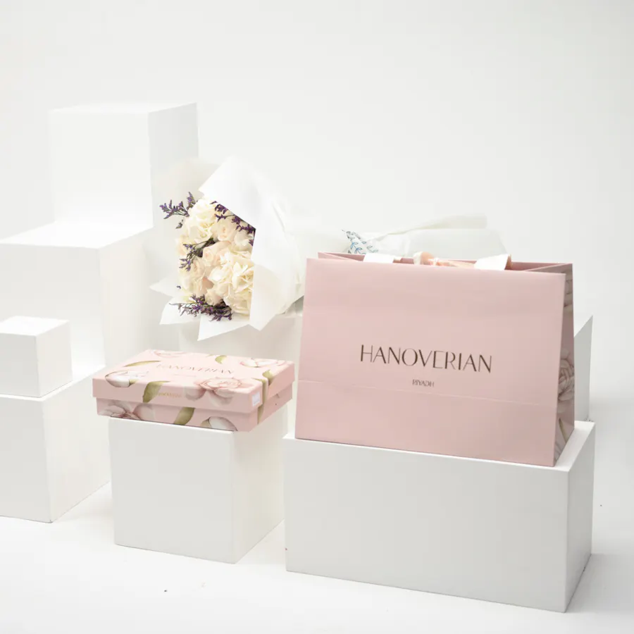 Hanoverian Crepe Dulce Chocolates | White Blooms 5