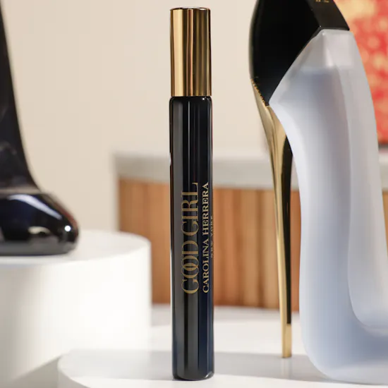 مجموعة هدايا عطر جود جيرل او دي بارفيوم للنساء من كارولينا هيريرا