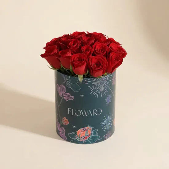 Crimson Red Rose Box | 25 Flowers