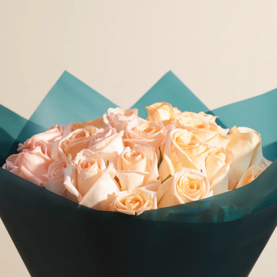 Peach Roses Bouquet | 35 Flowers 2