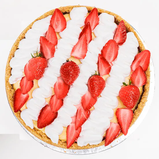 Floward Strawberry Cheesecake