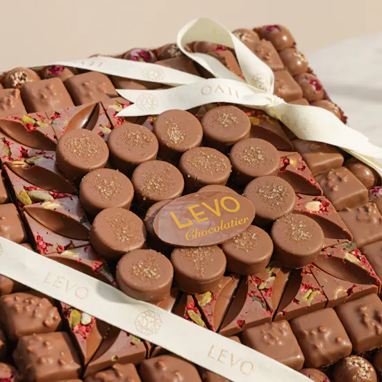 Levo Chocolates | Beautiful Flower Bouquet