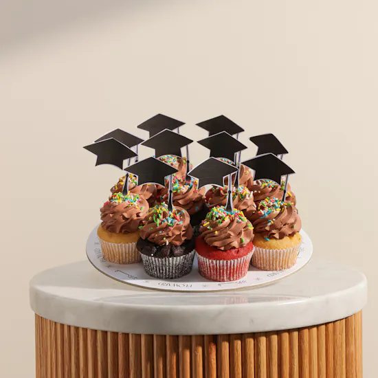 Floward Mixed Graduation Cupcakes