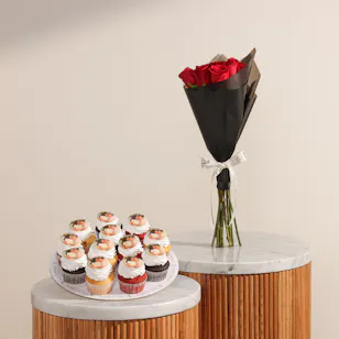 December Cake Personalized Photo Cup Cake | Glam Roses December Cake Personalized Photo Cup Cake | Glam Roses