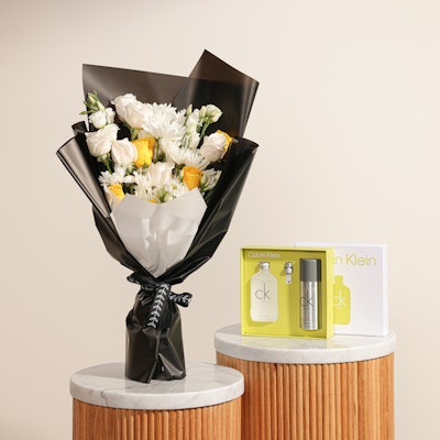 مجموعة هدايا من كالفن كلاين | زهور أنيقة