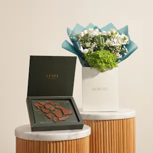 Levo Across Saudi Treasures Chocolate Box | Our Noble Land Flower Bouquet Levo Across Saudi Treasures Chocolate Box | Our Noble Land Flower Bouquet