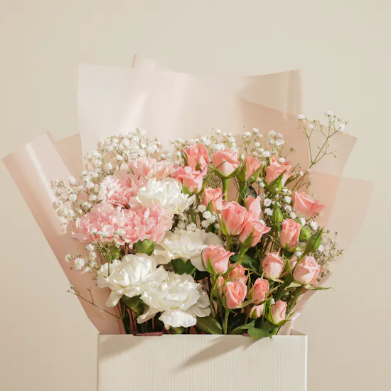 Linne Omani Women’s Day Her Heritage Chocolate Box | Sweet Stillness Flowers