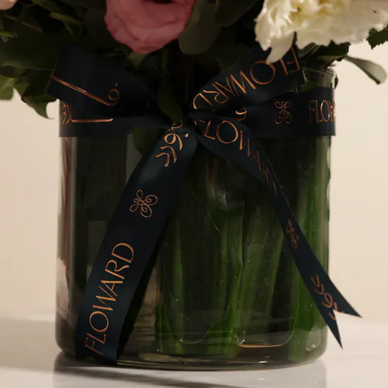 Floward Happy Birthday Cake | Blooms Vase