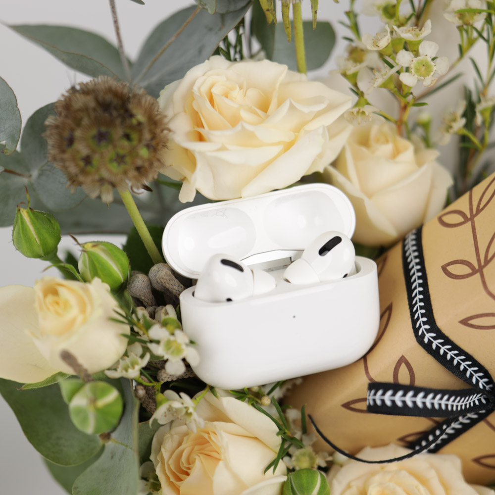 AirPod Pro 2nd generation | Flowers