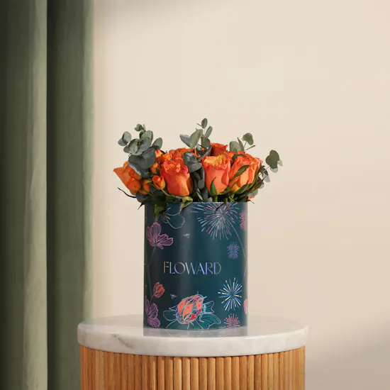 Cheerful Orange Rose Box | 23 Flowers