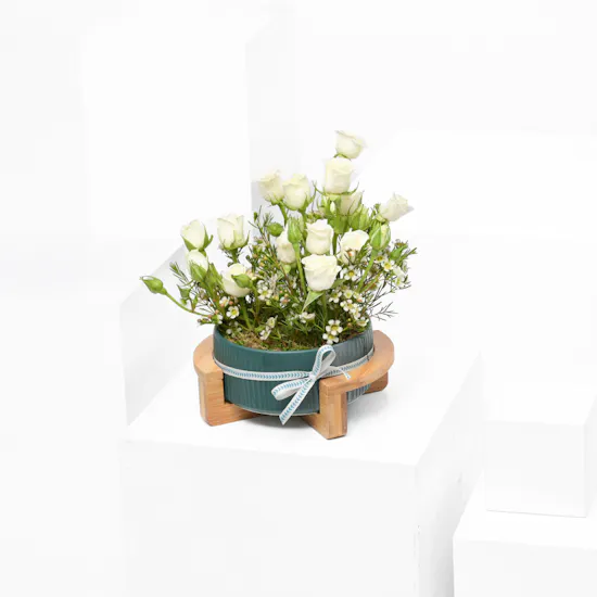 White Roses | Ceramic Vase