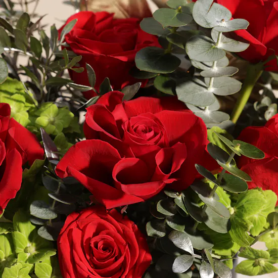 صندوق زهور الحب الأبدي