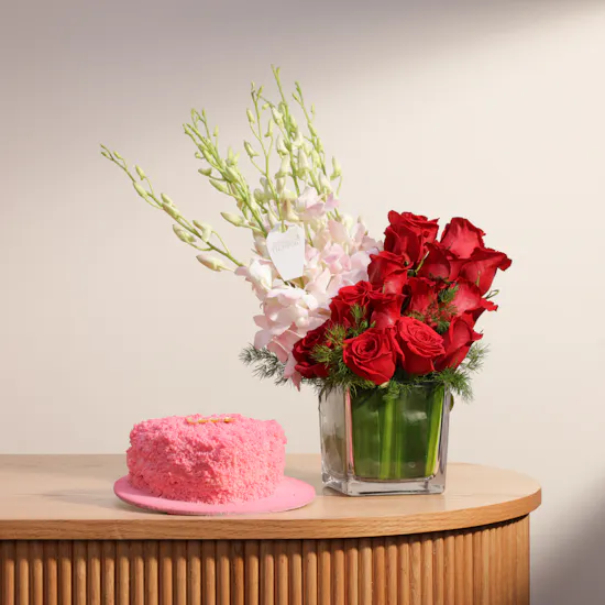 Sweet Atelier Love Cake | Flowers Vase